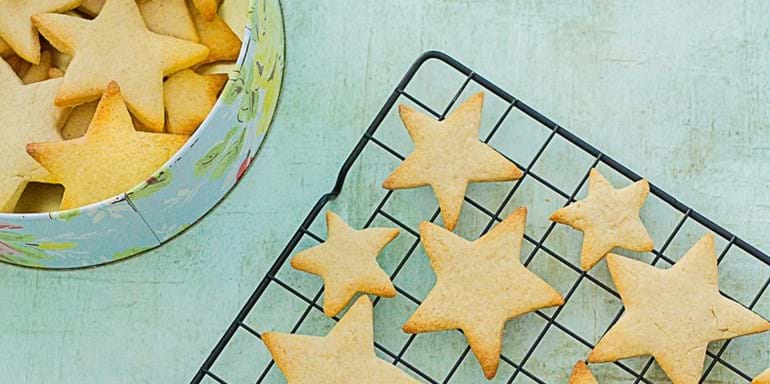 Easy Peasy Star Biscuits 1